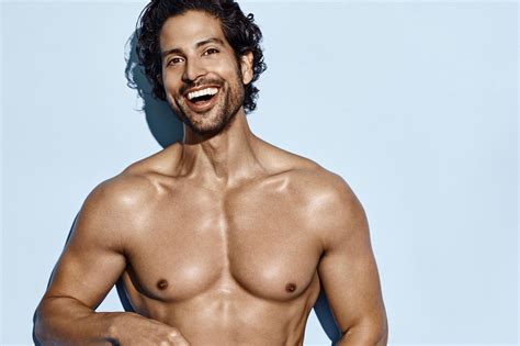 ‘Magic Mike’ star Adam Rodriguez likes covering his naked body with ...