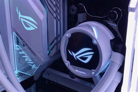 ROG Strix LC 360 RGB White Edition | Cooling | ROG Global