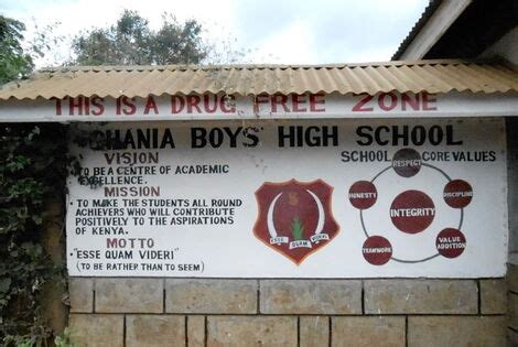 Chania Boys Headteacher Collapses & Dies - Kenyans.co.ke