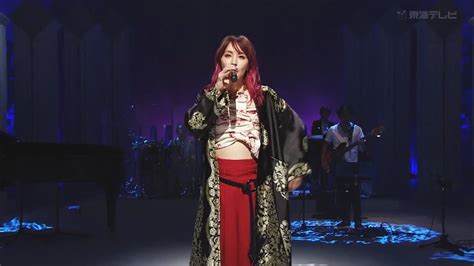 LiSA - Gurenge Live Performance : r/KimetsuNoYaiba