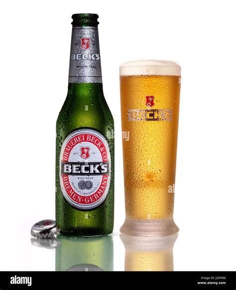 A bottle and glass of Becks beer Stock Photo: 139231476 - Alamy