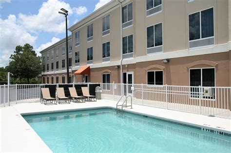 Discount Coupon for Holiday Inn Express Hotel & Suites Brooksville West ...