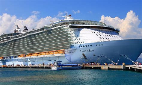 Royal Caribbean Oasis of the Seas Cruise Ship Review