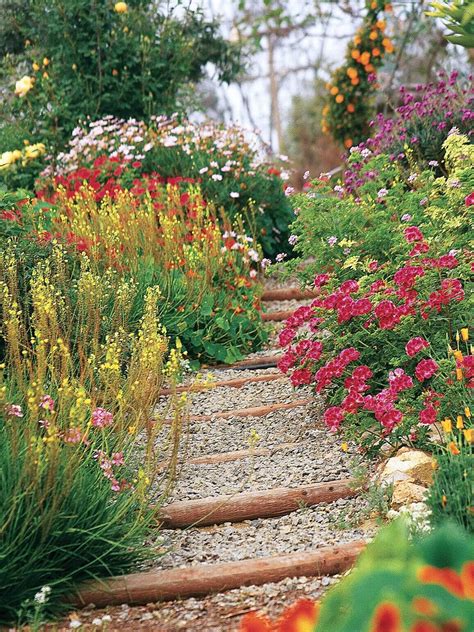 30+ English Garden Design Ideas Turn Your Backyard into A Charming Oasis