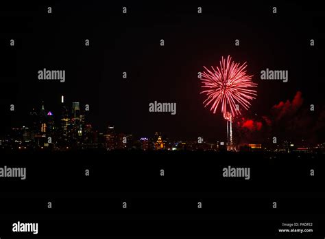 Fireworks over Philadelphia Stock Photo - Alamy