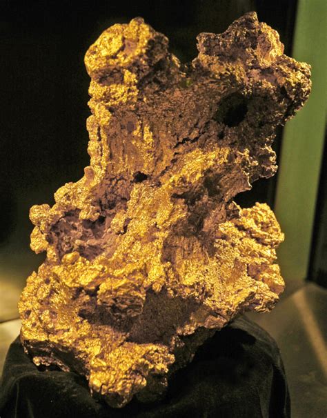 The 5 largest gold nuggets that still exist - MINING.COM