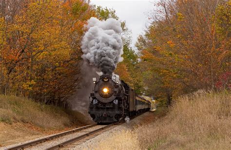 Autumn Trains Wallpapers - Wallpaper Cave