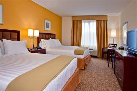 Holiday Inn Express Hotel & Suites Brooksville, an IHG Hotel ...