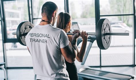 What To Look For In A Personal Trainer - Logo Engine