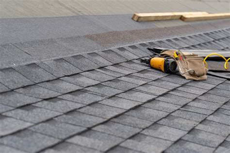 The Most Effective Ways to Maintain an Asphalt Roof and Shingles