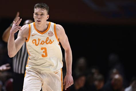 Dalton Knecht stats: How did Tennessee star perform against Missouri?