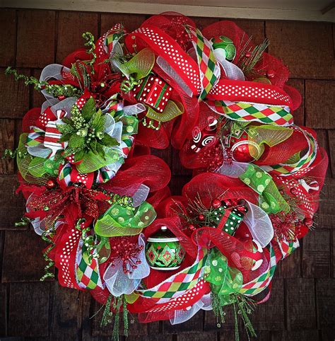 Deco mesh Christmas wreath | Deco mesh christmas wreaths, Christmas ...