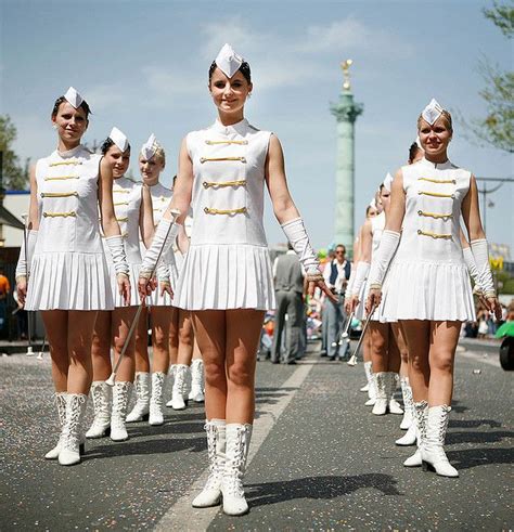 des majorettes ! | Majorette costumes, Majorette uniforms, Drum majorette