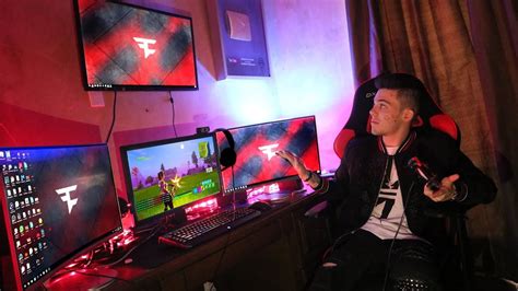 FaZe Adapt's 2018 ULTIMATE Gaming Setup! - YouTube