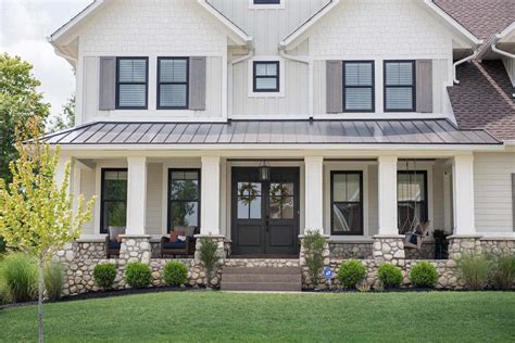 4+ modern farmhouse craftsman exterior - AK Decor Ideas