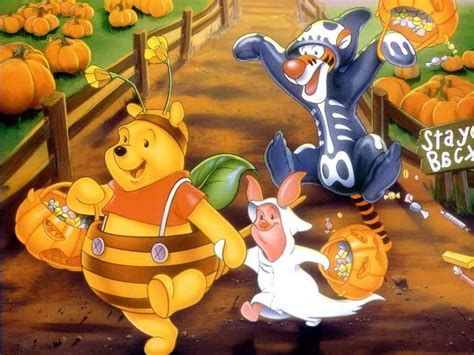 Winnie the Pooh Wallpapers | Winnie the pooh halloween, Disney ...