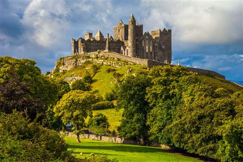 These 11 Irish castles showcase the dramatic beauty of historic Ireland ...