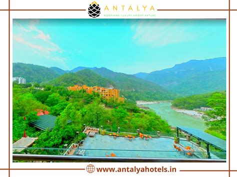 best hotels in Rishikesh with Ganga view