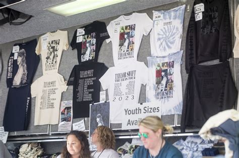 All the Taylor Swift merch you can find at Ford Field concerts