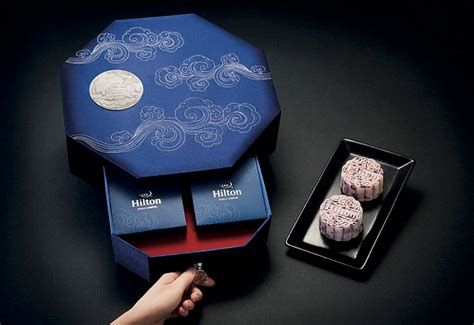 The prettiest mooncake packaging to double as Mid-Autumn 2020 keepsakes ...