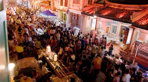 Melaka Nightlife – 10 Fun Things to do in Malacca at Night - MALAYSIA ...