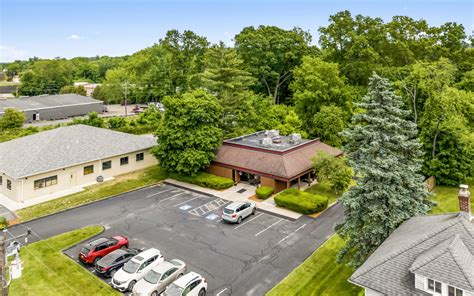 Newington Vet Clinic - Newington - Property for Sale | IN | JLL