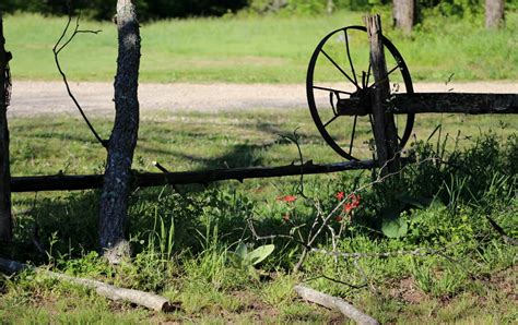 At The Farm...: Broken Fence