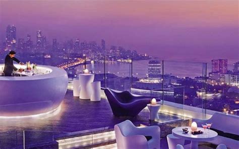 Four Seasons Mumbai- Online Book Luxury Hotel Four Seasons Mumbai ...