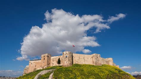 Gaziantep Castle, a Highly Significant 2,000-Year-Old Structure ...