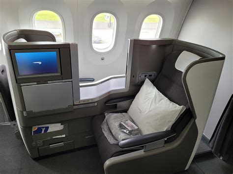 Airline Review: British Airways – Business Class (Boeing 787-800 with ...