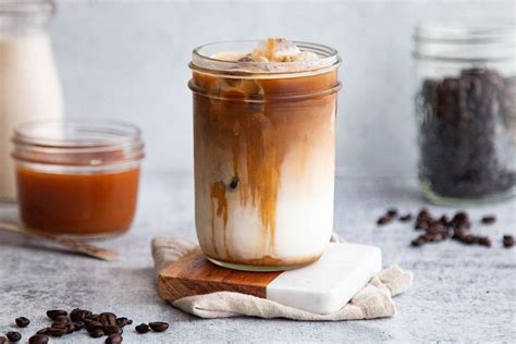 Starbucks Copycat Iced Caramel Macchiato Recipe