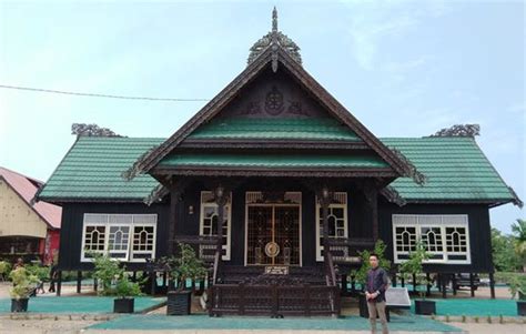 Gambar Rumah Adat Kalimantan Utara Baloy Gambar Google di Rebanas - Rebanas