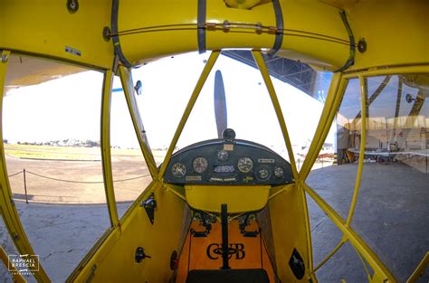 Piper Cub Cockpit View