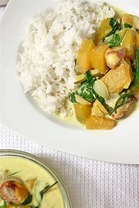 Jackfruit seeds Curry with Squash and Spinach