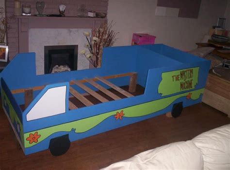 cdc30c01245aa565d98b603ecf74bae8.jpg 960×713 pixels | Diy kids bed, Kid ...