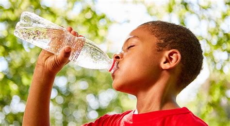 Dehydration symptoms in kids and what parents can do | Norton Children ...