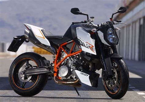 2012 KTM 990 Super Duke R | Top Speed