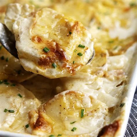 Gratin Dauphinois (Potato Gratin) - Pinch and Swirl