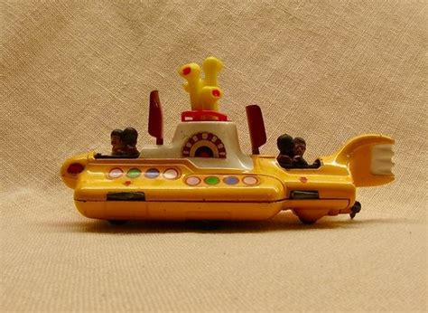 Beatles - Yellow Submarine - Corgi Toys - no. 803 - original made in ...