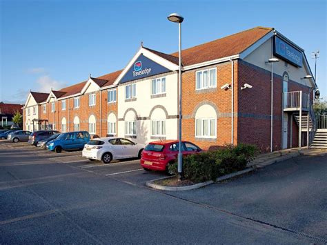 Travelodge Ludlow Hotel - Deals, Photos & Reviews