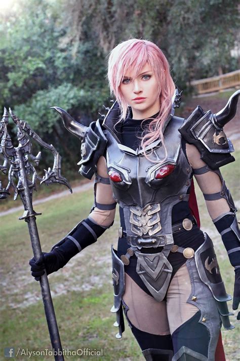 This Final Fantasy XIII Lightning Cosplay Serves Epic Sparks - Bell of ...