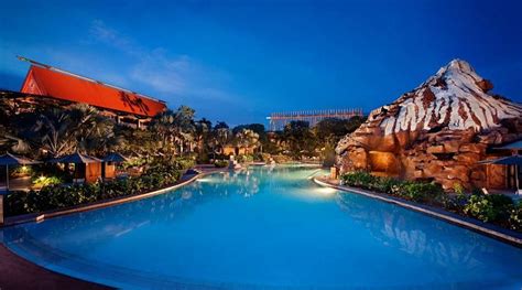 Disney's Polynesian Village Resort Pool: Pictures & Reviews - Tripadvisor