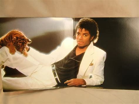 Michael Jackson Collectibles: Michael Jackson Thriller vinyl LP Album