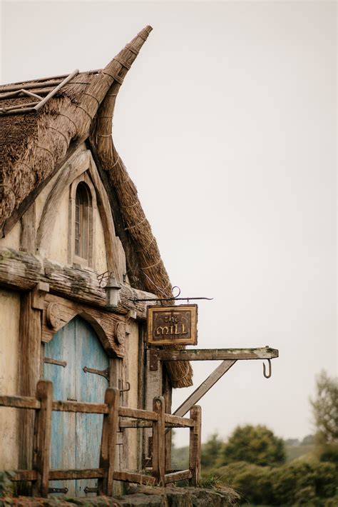 The Cutest, Coziest Wedding at Hobbiton — Dear White | Auckland Wedding ...