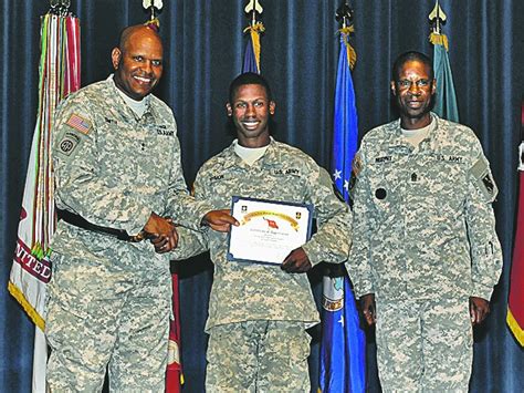 Fort Leonard Wood recognizes excellence | Article | The United States Army