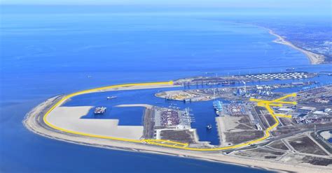 Rotterdam - a model for joined-up container efficiency | News | Port ...