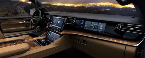 2022 Jeep Grand Wagoneer Interior | Southland Dodge