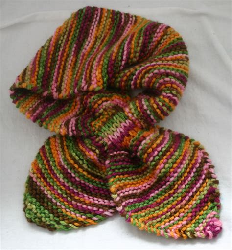 LavenderSheep's Fiber Garden Blog: Keyhole Scarf