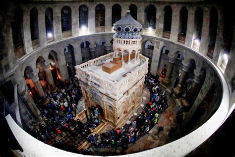 A New Study Suggests That Jesus’s Tomb Is 700 Years Older Than ...