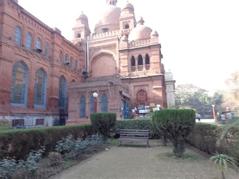 Visit to Lahore Museum by Locally Lahore